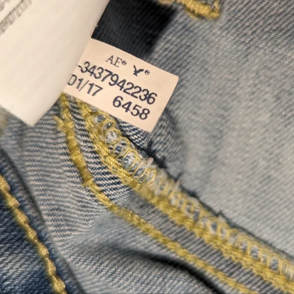 AMERICAN EAGLE OUTFITTERS Denim Shorts Bleached Distressed sz 29 - Picture 9 of 14